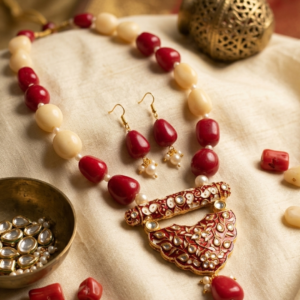 Auraqo Riva Necklace Set