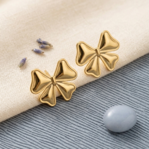 Auraqo Bows Earring