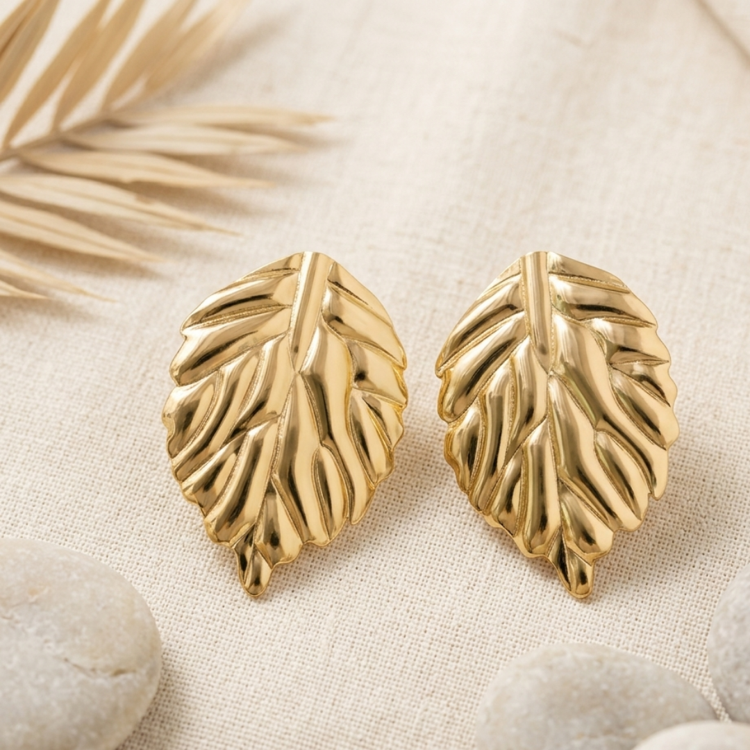 Auraqo Leaf Earring Auraqo Leaf Earring