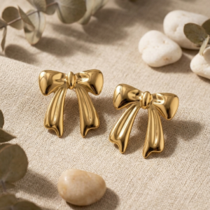 Auraqo Tie Earring